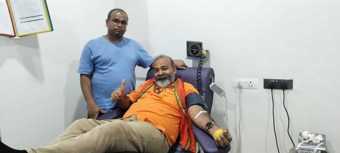 जितेंद्र प्रताप जीतू ने किया 71वां रक्तदान