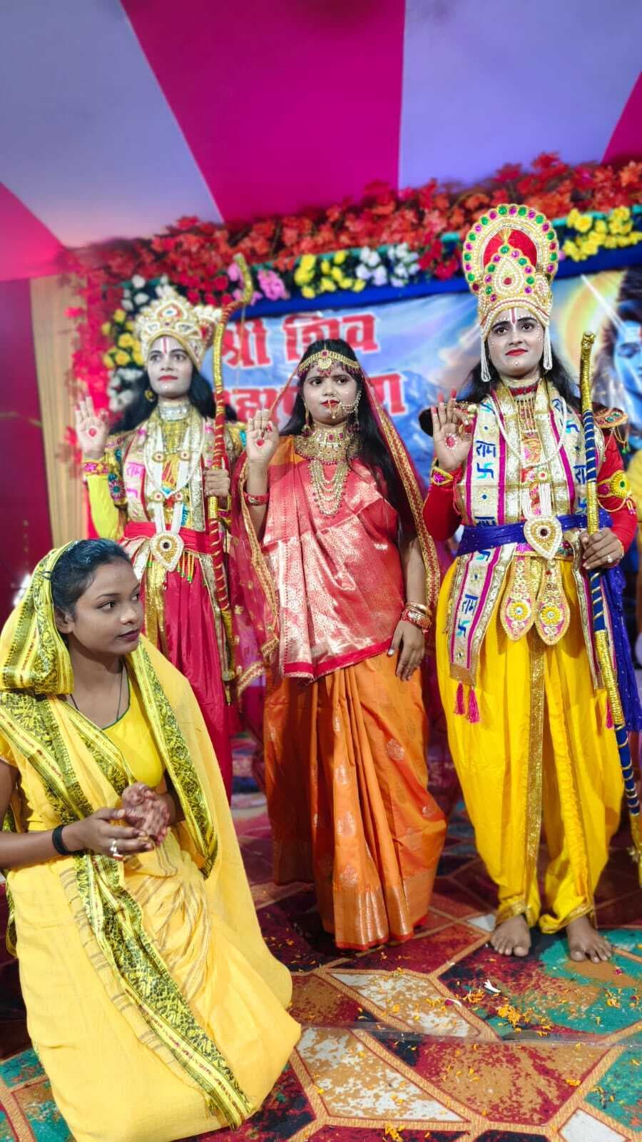 Dhanbad News : नारी का असली शृंगार उसका संस्कार है : कन्हैया द्विवेदी