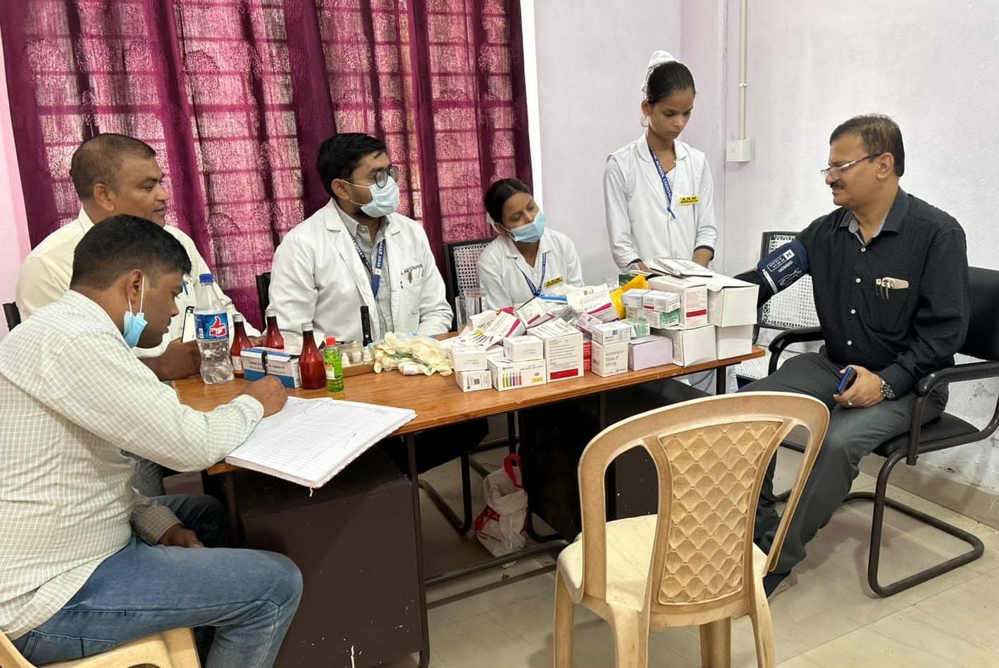 राजकीय पॉलिटेक्निक कॉलेज: छात्र व कर्मियों की हुई स्वास्थ्य जांच