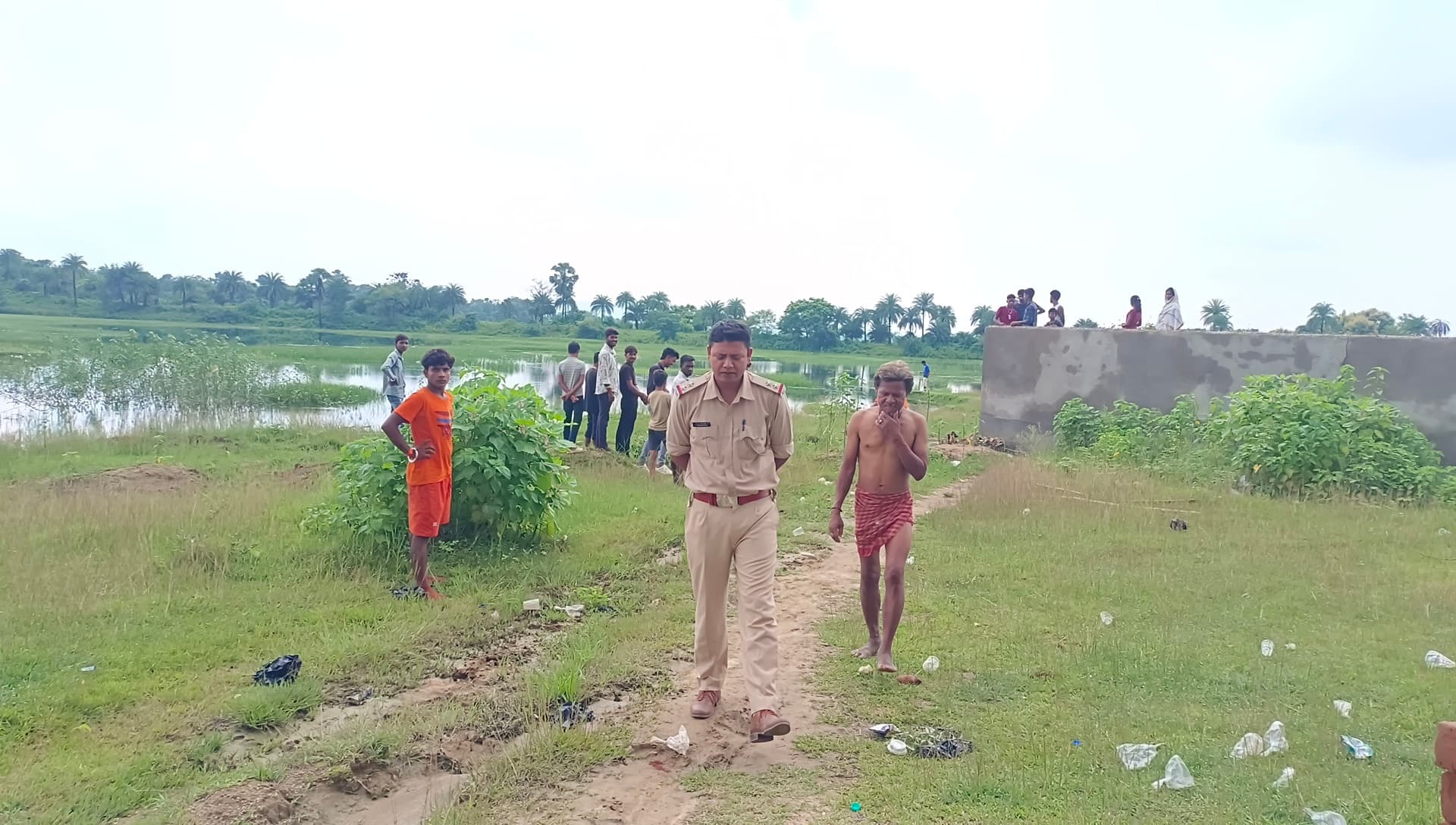 Deoghar News : आइएसबीटी के पास तालाब से मिला कांवरिया का शव, जांच में जुटी पुलिस