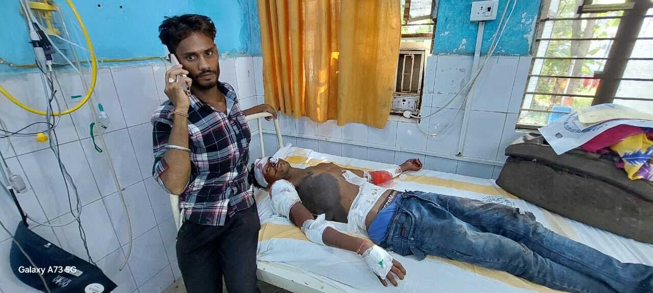 ट्रेन से गिरकर यात्री घायल, हालत गंभीर