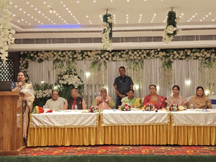 नारी गरिमा और सशक्तीकरण का उत्सव