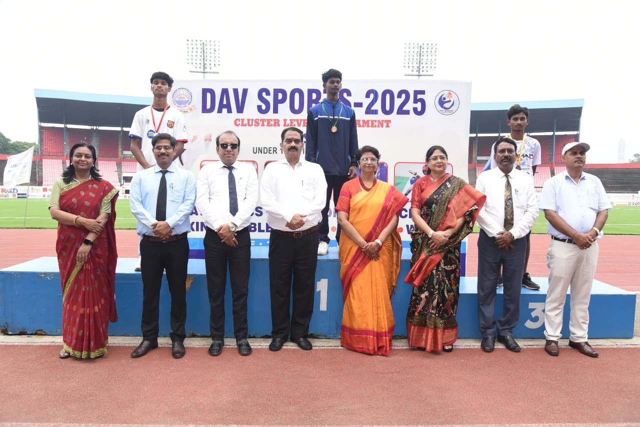 Dav cluster-1 sports concluded : ट्रिपल जंप में साक्षी ने स्वर्ण व आयुष ने जीता कांस्य पदक