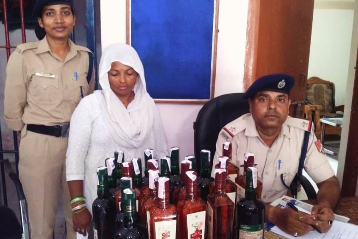 बिहार में सप्तक्रांति एक्सप्रेस में RPF की छापेमारी, नूरजहां के बैग से निकली अंग्रेजी शराब की बड़ी खेप