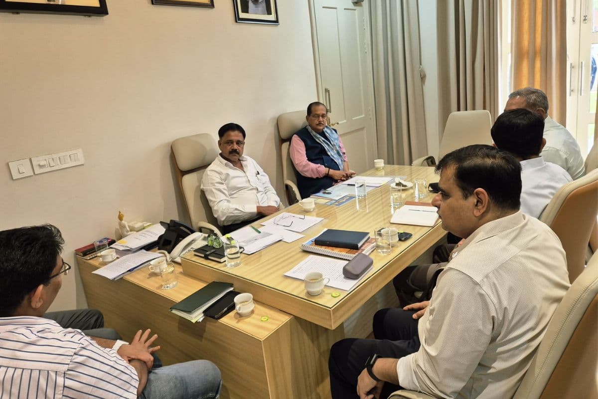 पलामू किले के संरक्षण की फिर जगी आस, टाइगर सफारी पर खर्च होंगे 215 करोड़, झारखंड के मंत्रियों ने दिए ये निर्देश