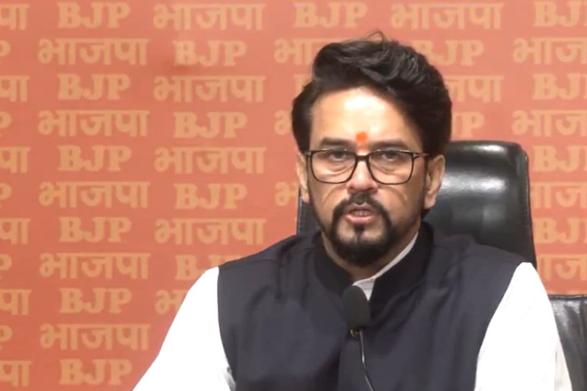 "धूल चेहरे पर थी और आईना साफ करते रहे," ECI मामले में अनुराग ठाकुर का राहुल गांधी पर तंज