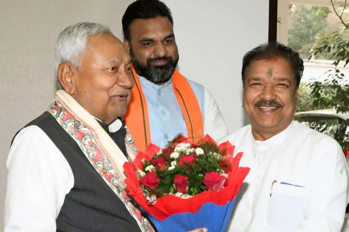 Bihar Chunav 2025: नीतीश कुमार का ‘तुरुप का पत्ता’ क्या है? दिलीप जायसवाल के बयान से विपक्ष में हड़कंप