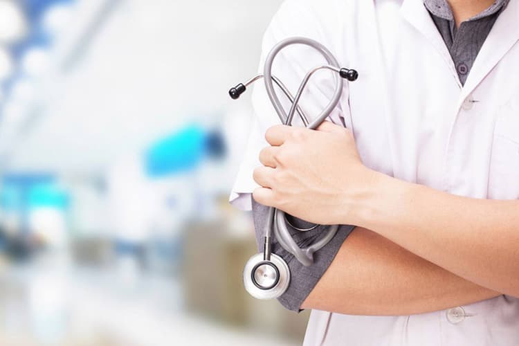 Bihar Medical College: निजी मेडिकल कॉलेजों की 50% सीटों पर सरकारी फीस पर हाईकोर्ट की रोक