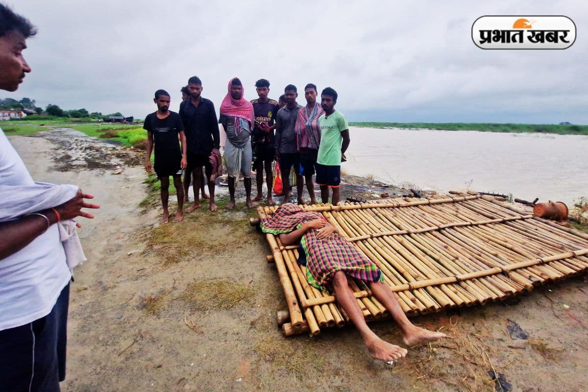 Boat Capsizes in Jharkhand