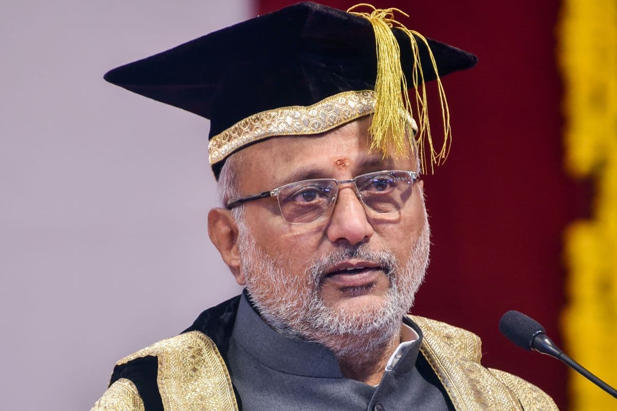 CP Radhakrishnan Net Worth: करोड़ों के मालिक फिर भी बे’कार… सीपी राधाकृष्णन, उपराष्ट्रपति चुनाव के लिए वोटिंग शुरू, आज ही रिजल्ट