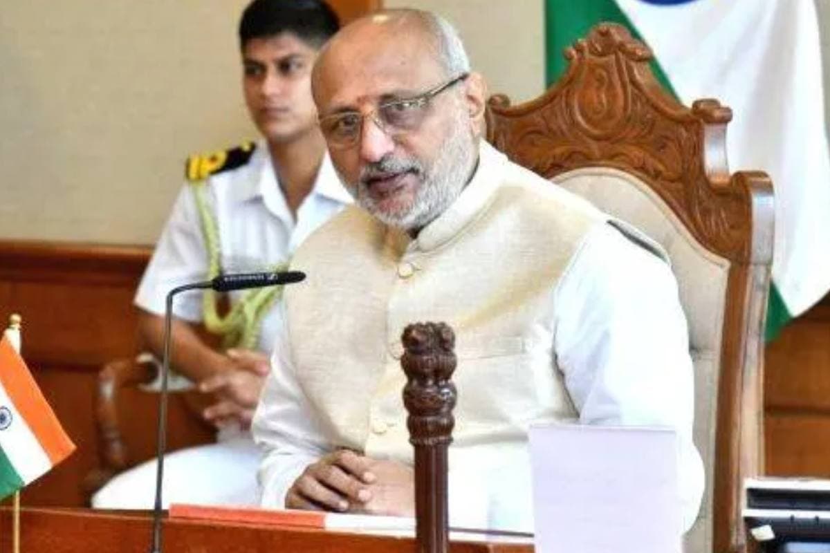 CP Radhakrishnan Education: कितने पढ़े-लिखे हैं सीपी राधाकृष्णन? जानें उनकी शिक्षा और करियर से जुड़ी रोचक बातें