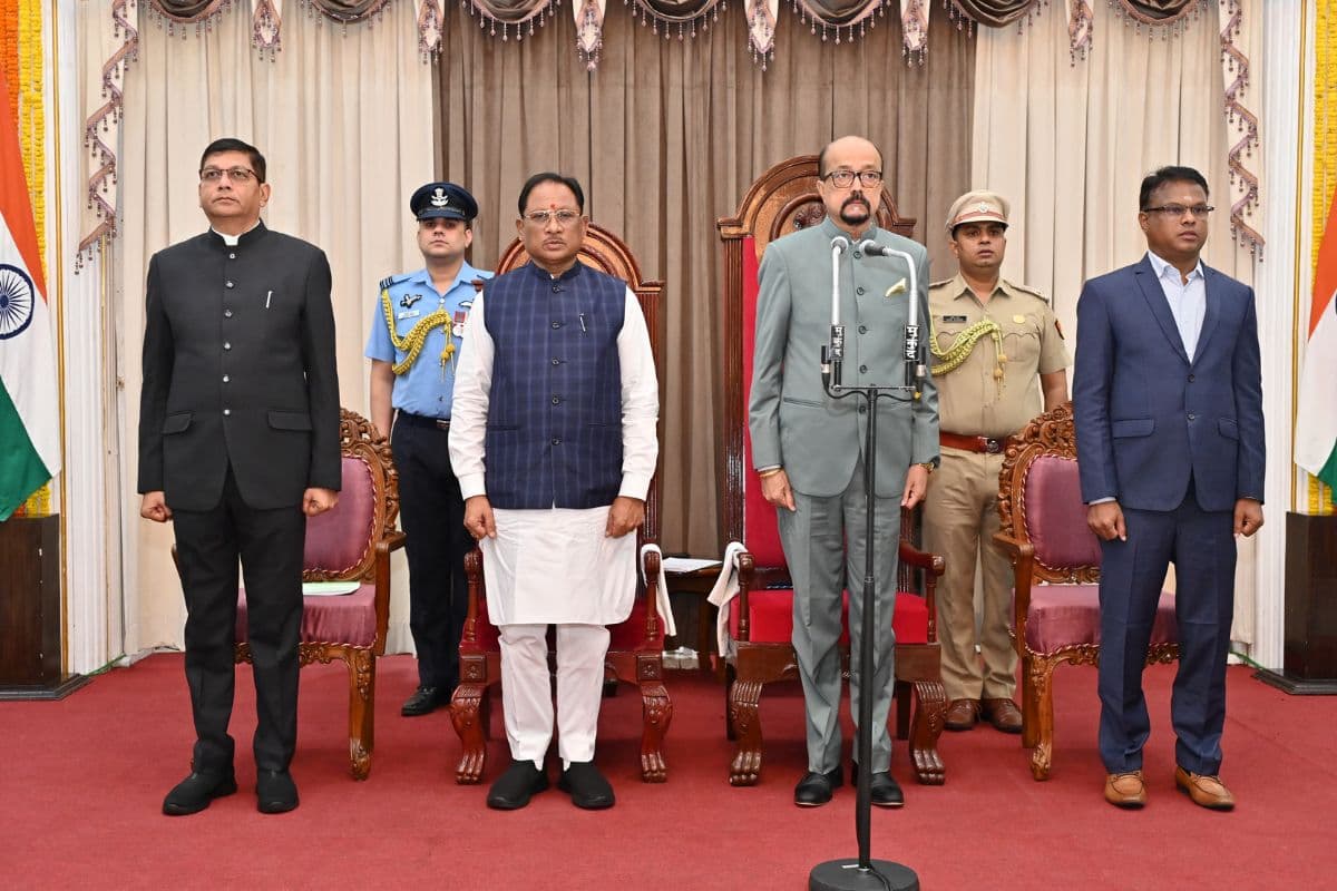 Chhattisgarh News: छत्तीसगढ़ मंत्रिमंडल का हुआ विस्तार, राज्यपाल डेका ने तीन मंत्रियों को दिलाई शपथ