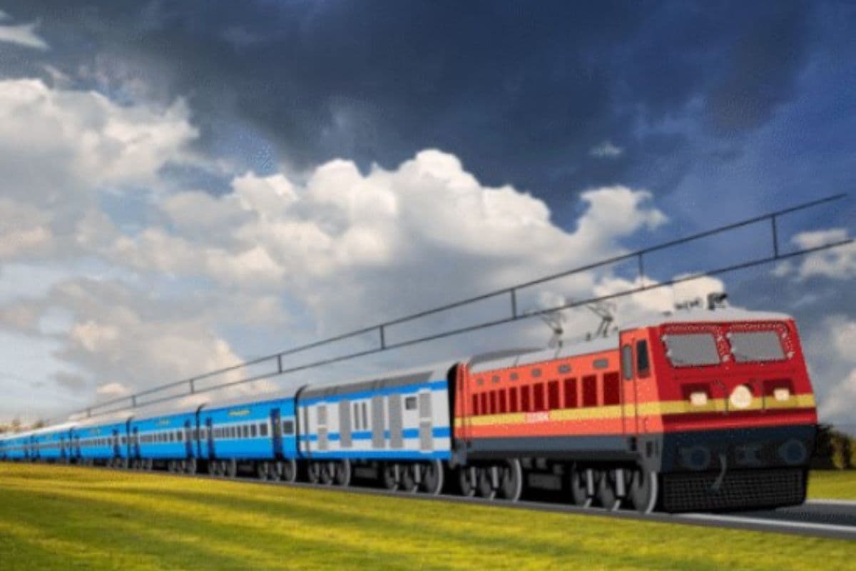 ट्रेन में पैंट्रीकार मैनेजर ने बिहार के यात्री को पीटा, खाने का अधिक रेट मांगने पर की थी शिकायत