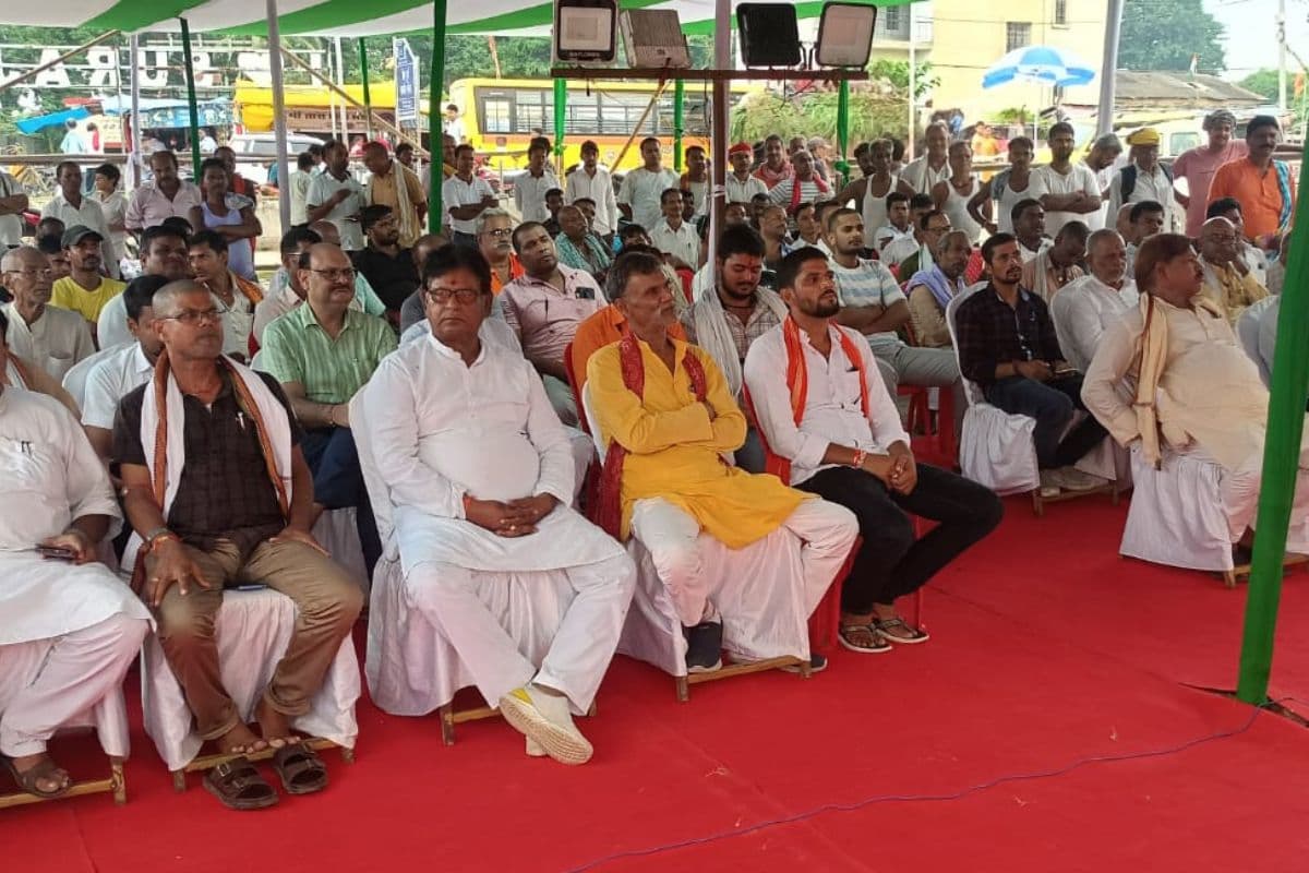 Election Express: सूर्यगढ़ा के चौपाल में शिक्षा-स्वास्थ्य और रोजगार बना मुद्दा,  डिग्री कॉलेज की उठी मांग