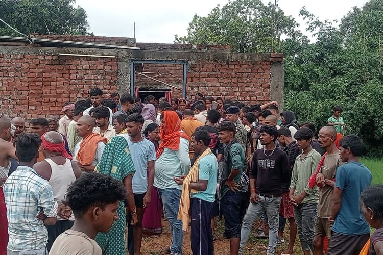 बिहार में दो बच्चों के बाप से प्रेम प्रसंग में गयी जान, जिसके साथ भागी वही अब लाश लेकर लौटा गांव