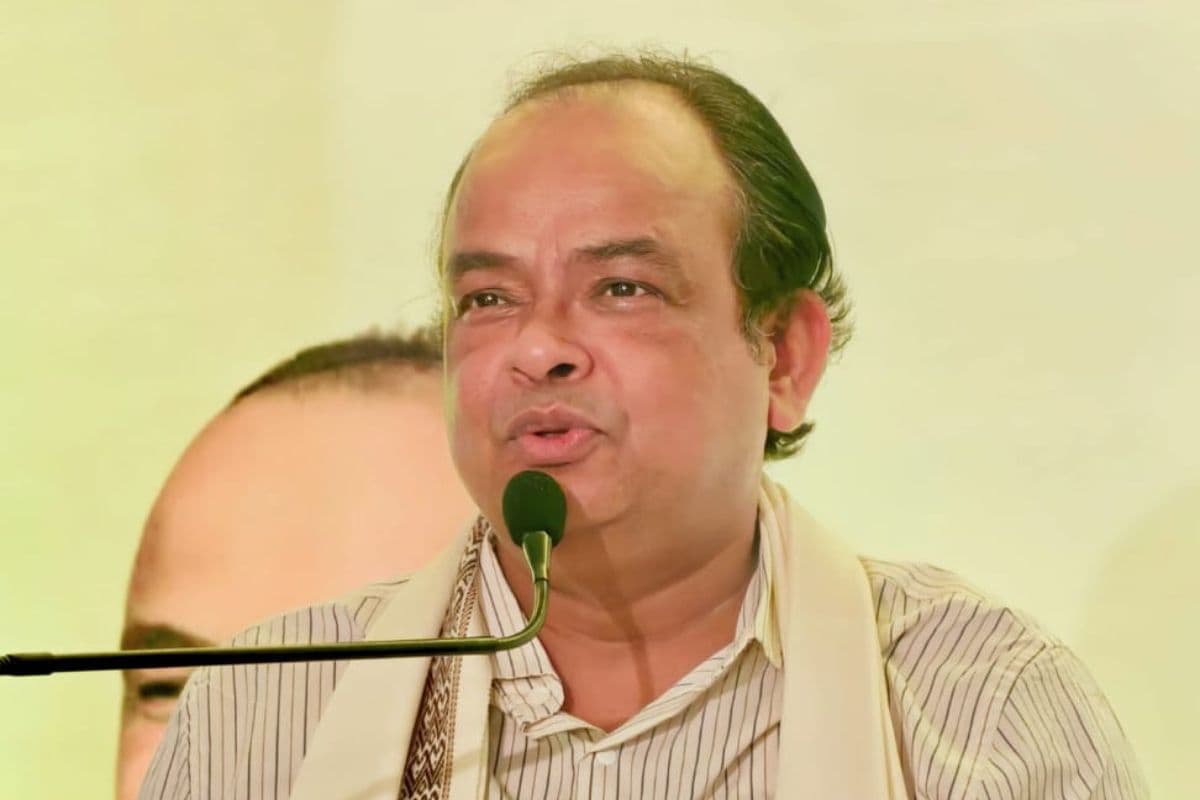 2027 तक फाइलेरियामुक्त होगा झारखंड, जामताड़ा में बोले मंत्री डॉ इरफान अंसारी, खुद दवा की खुराक लेकर दिया ये संदेश