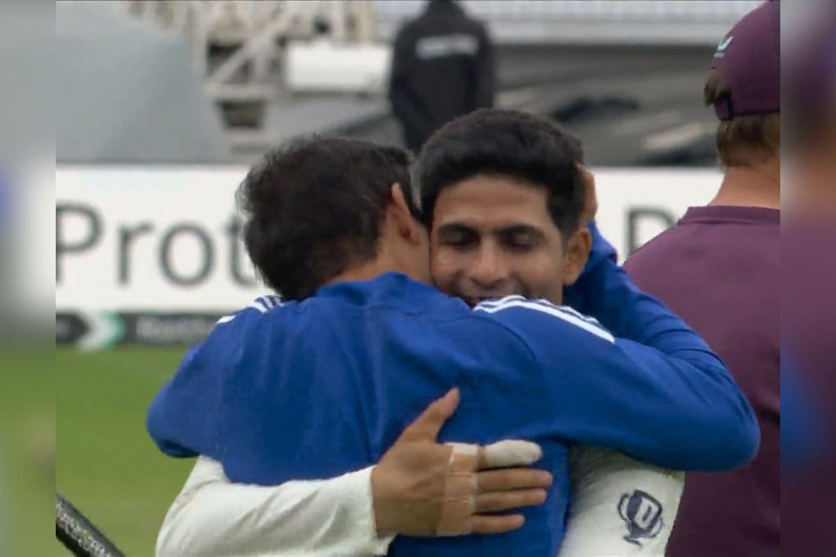 IND vs ENG मैच में जीत के बाद कोच गंभीर ने कप्तान गिल को गले लगाकर चूमा, देखें Video