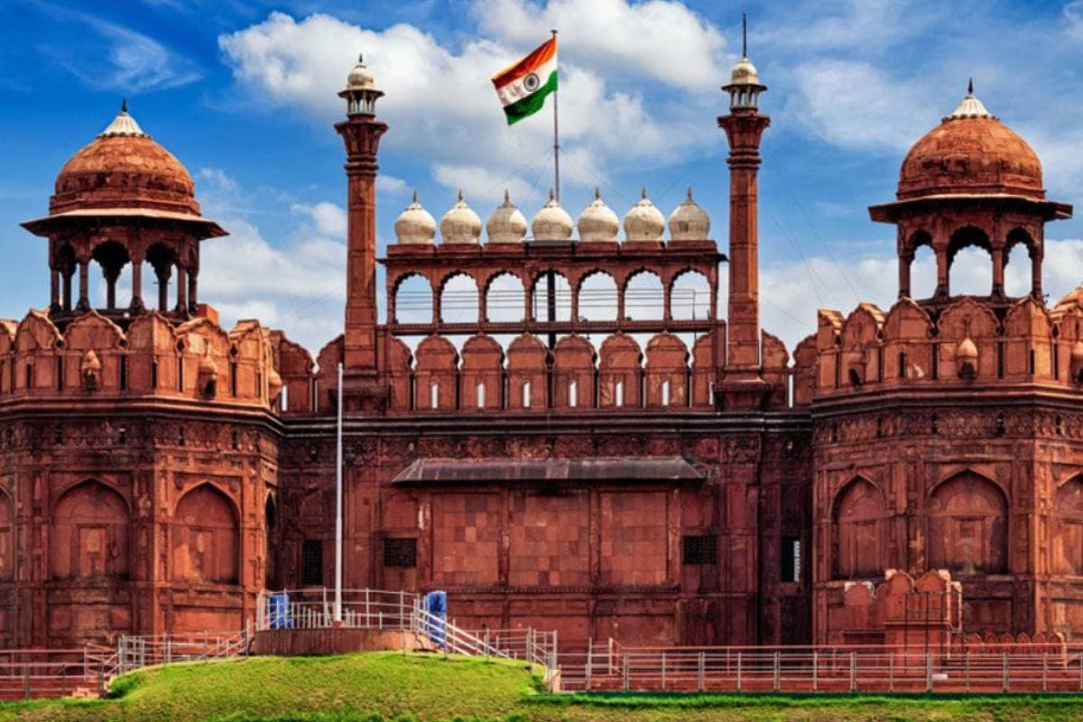 कितने साल में बना था लाल किला? जानिए शाहजहां के इस सपने पर कितना खर्च हुआ था