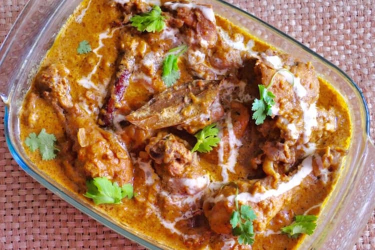 Mughlai Chicken Recipe: मुगलई स्वाद अब चखना है घर पर, तो ऐसे बनाए लाजवाब चिकन