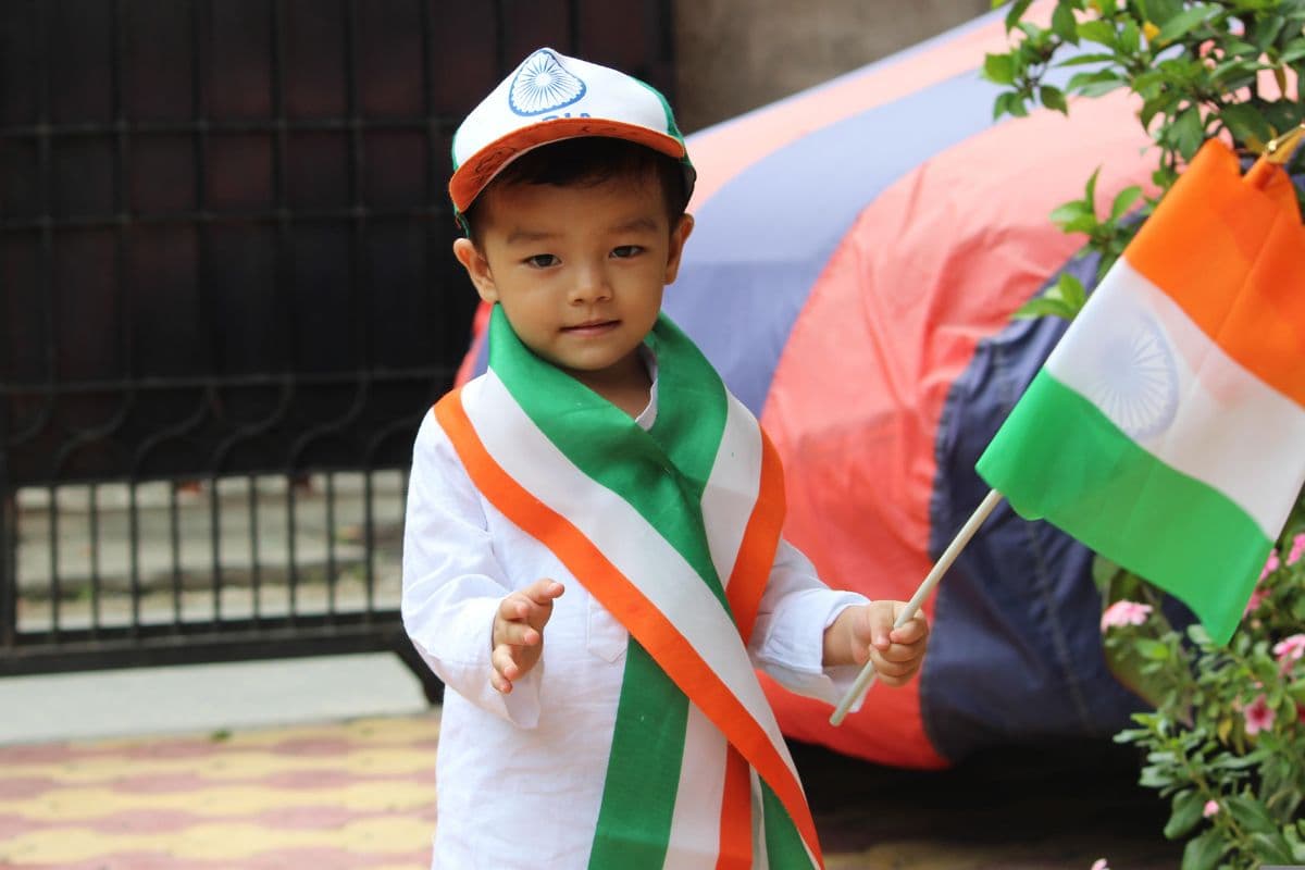 Independence Day 2025 Essay in Hindi: स्वतंत्रता दिवस पर निबंध ऐसे लिखें छात्र, मिलेंगे पूरे अंक!