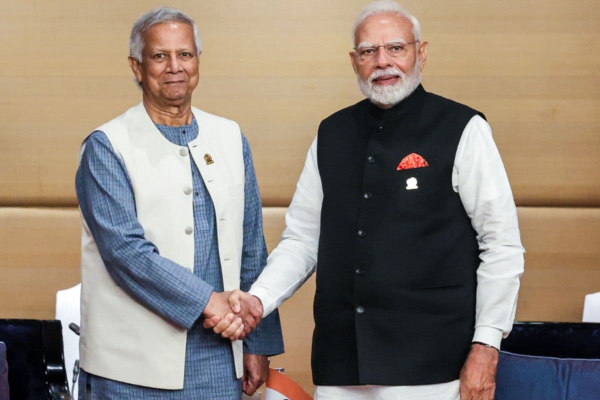 बांग्लादेश के खिलाफ भारत का सख्त कदम, इन सामानों के आयात पर लगा बैन