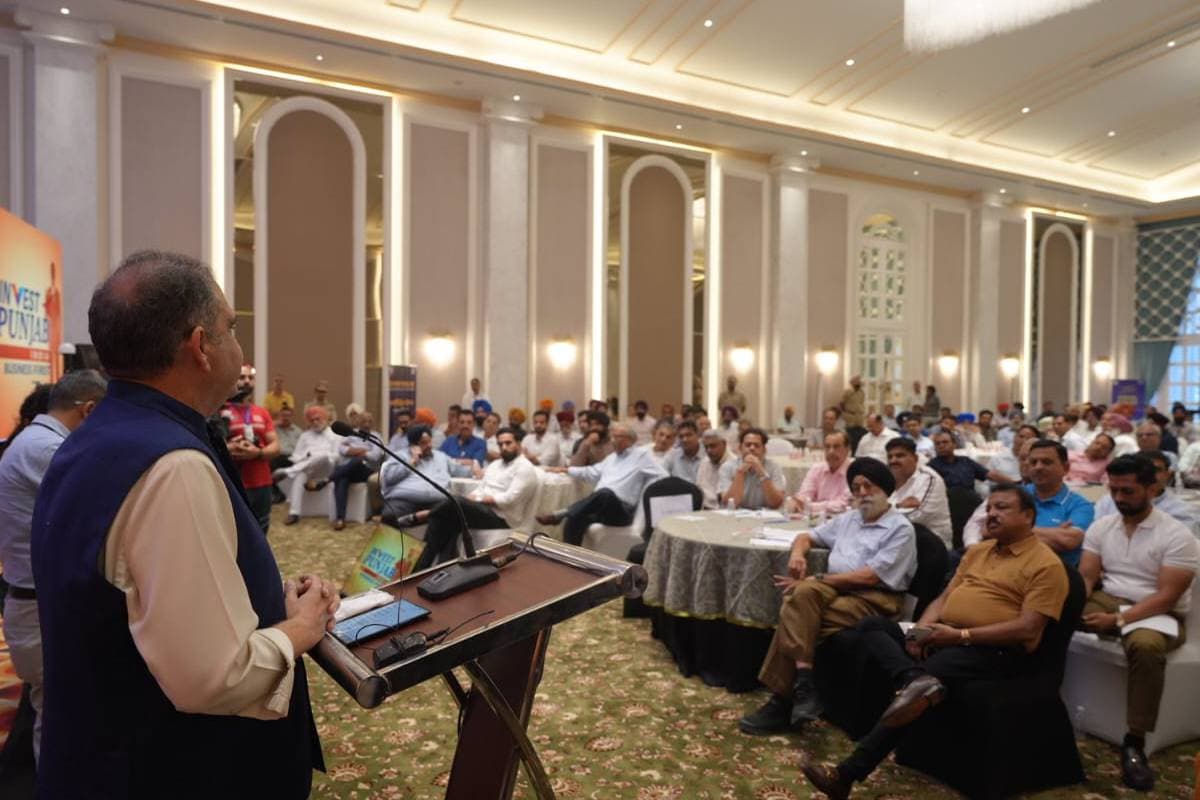 Punjab News : निवेशकों को दफ्तर के चक्कर नहीं लगाने पड़ेंगे, सरकार ने शुरू की राइजिंग पंजाब