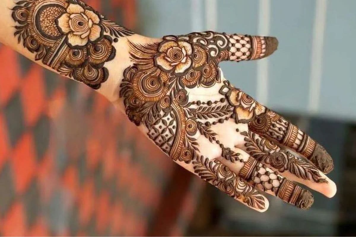 Karma Puja Mehendi Designs 