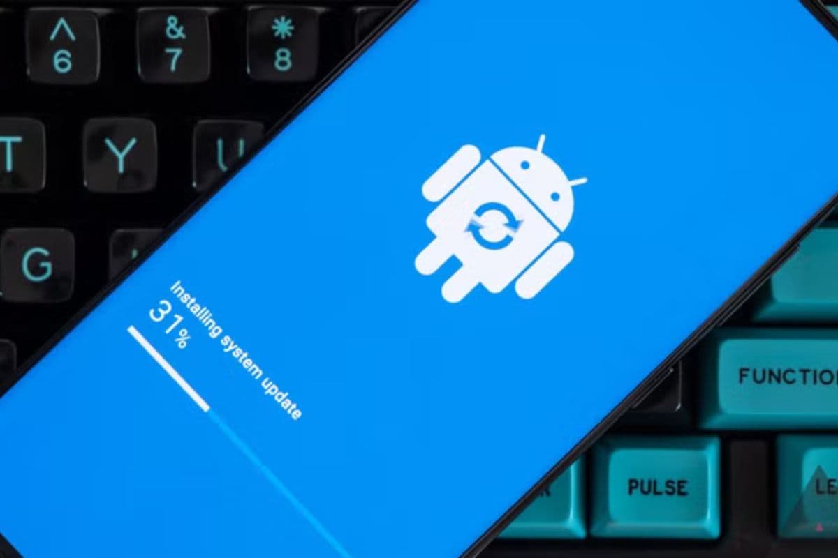 क्या आप भी नहीं करते अपने स्मार्टफोन को अपडेट? इन 5 वजहों से सालों-साल चलने वाला फोन छोड़ देगा साथ