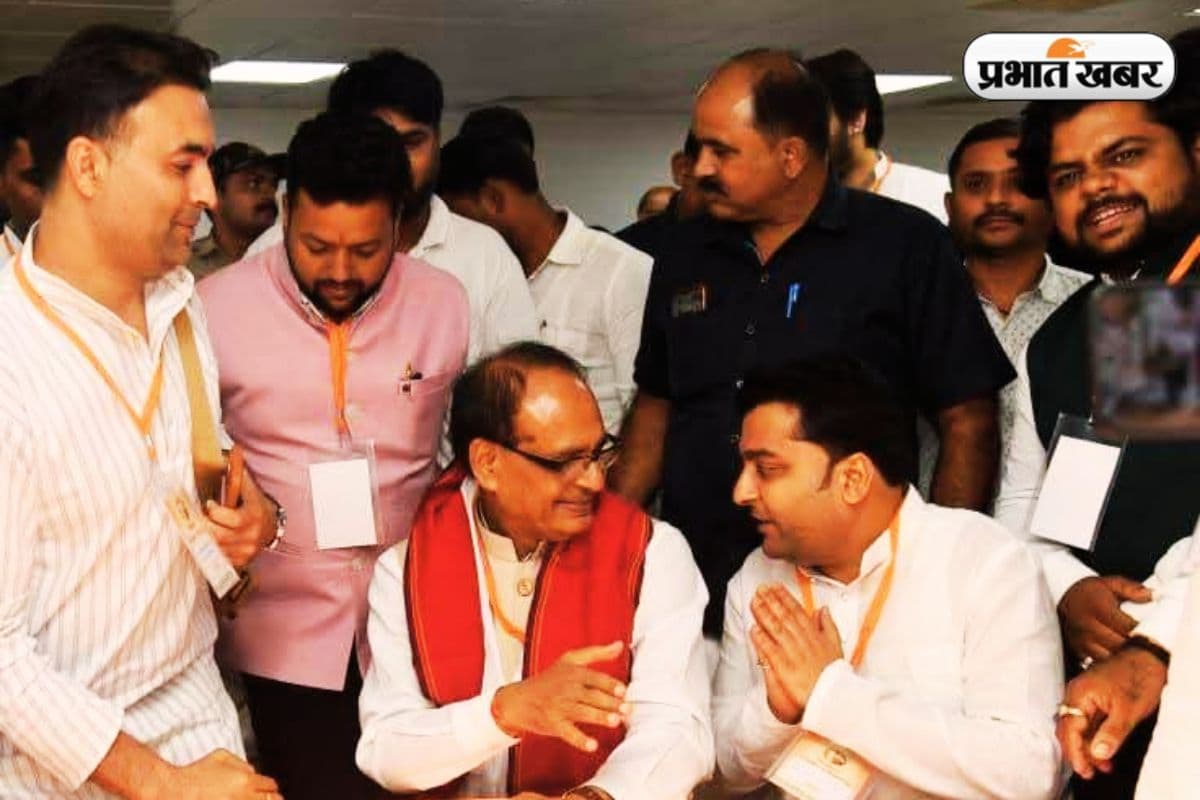 ‘वन नेशन वन इलेक्शन’ पर दिल्ली में राष्ट्रीय बैठक, शामिल हुए झारखंड के युवा नेता