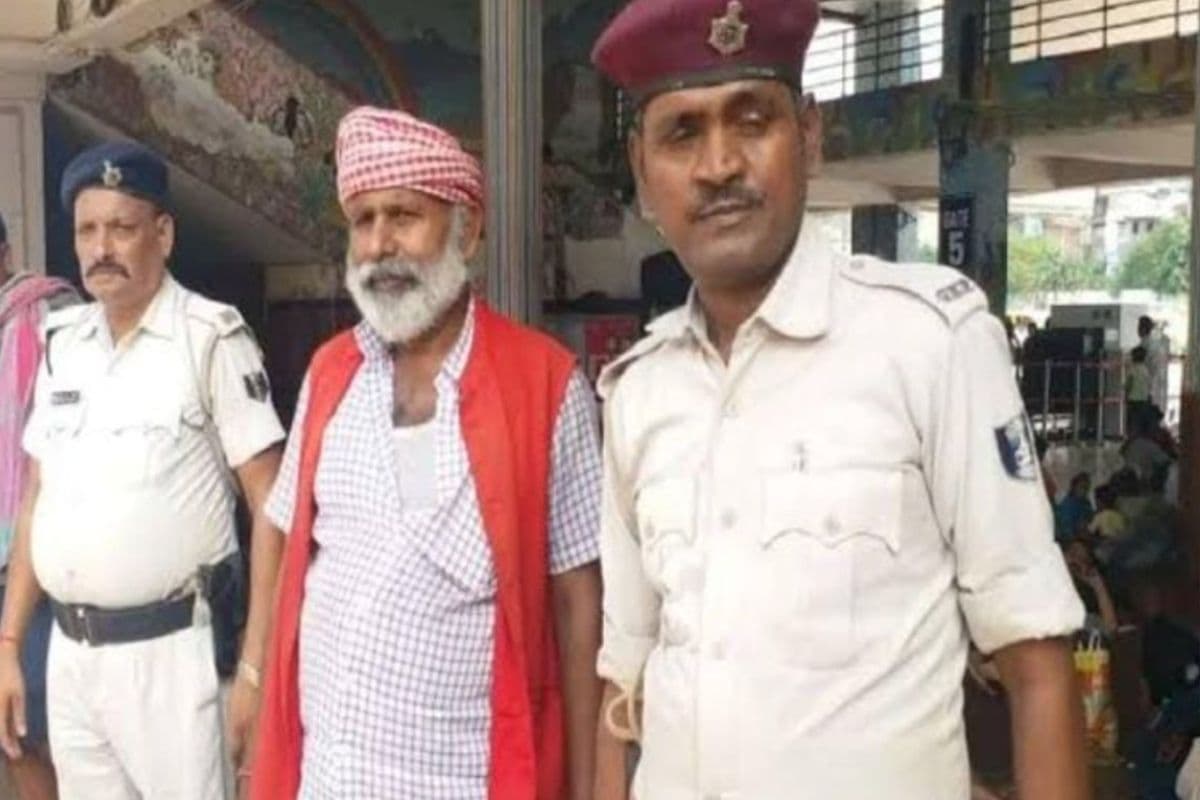 'तुम्हें दियारा से उठा लेंगे...,' महिला दारोगा को धमकाने वाला कुली पटना जंक्शन से गिरफ्तार 