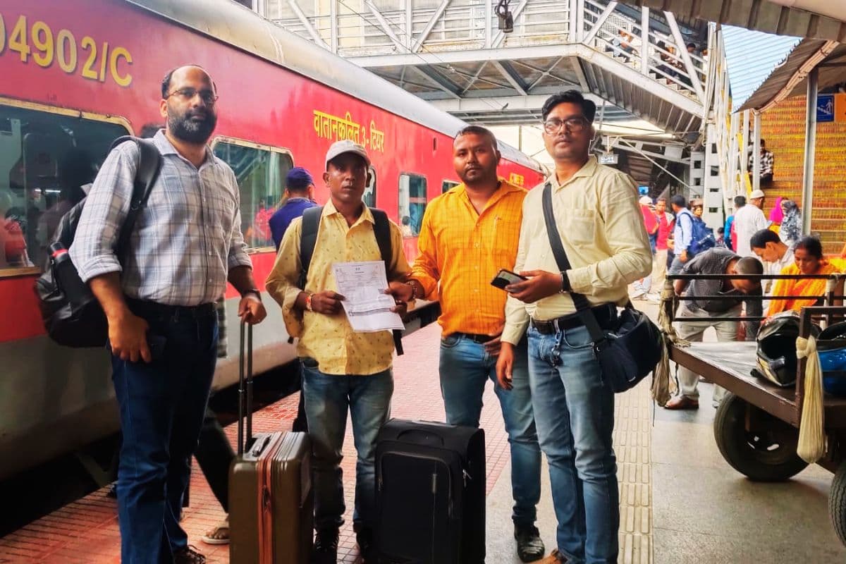 Ramdas Bedia Ranchi Went to New Delhi