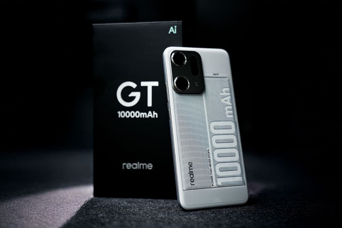 पावरबैंक की अब जरूरत नहीं, Realme ला रही 10000mAh से भी ज्यादा बैटरी वाला फोन, जानें लॉन्चिंग डेट