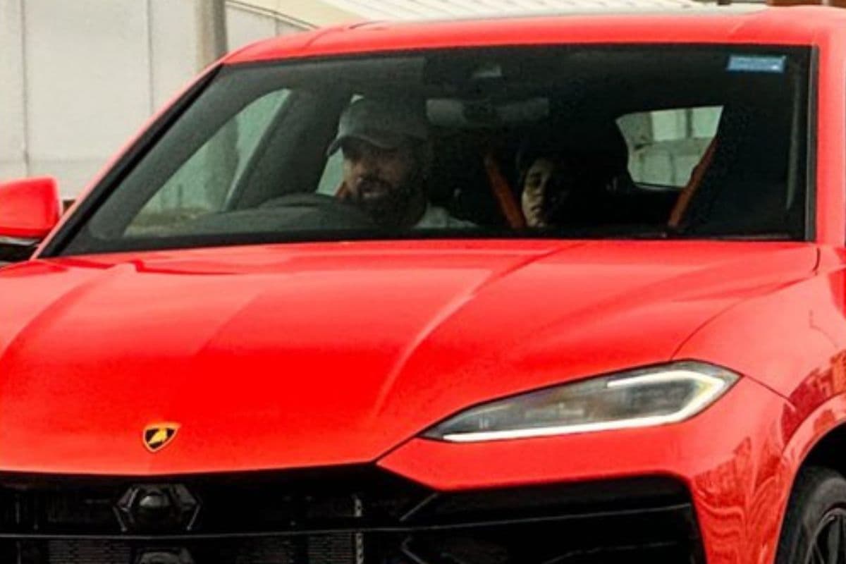 रोहित शर्मा की नई गाड़ी की तस्वीरें हो रही वायरल, कारण जान हैरान रह जाएंगे आप!