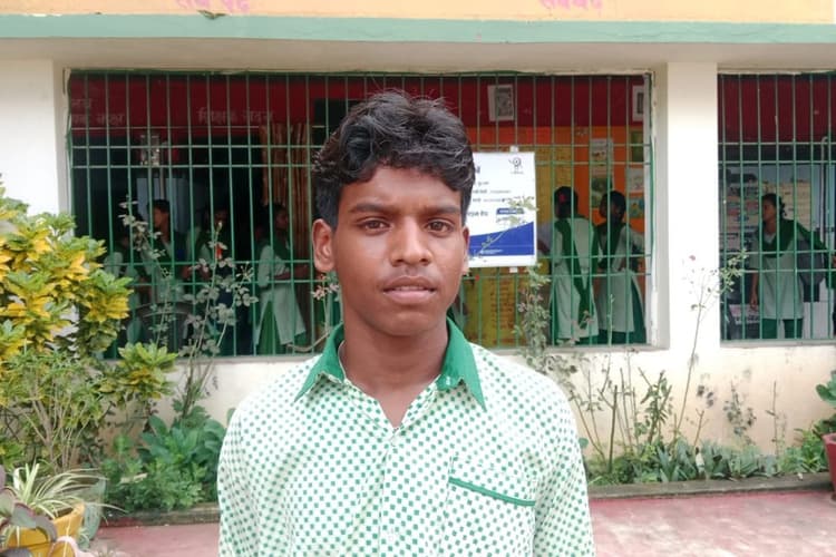 पैसों की तंगी, उधार की किट, लेकिन जज्बा ऐसा कि इंडिया U-16 टीम तक पहुंच गए कृष्णा भगत