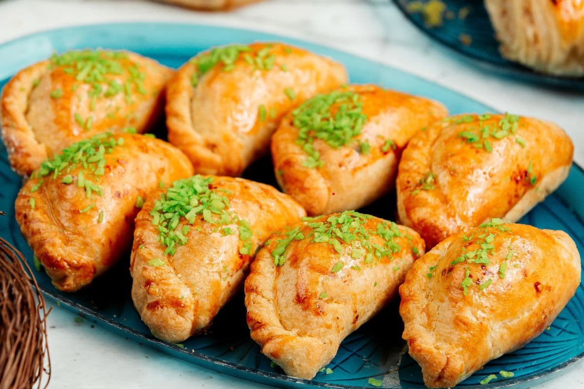 Hartalika Teej Sabudana Gujiya Recipe: मैदे को दीजिए छुट्टी, तीज पर लगाएं साबूदाना गुजिया का भोग, स्वाद ऐसा कि भगवान भी खुश