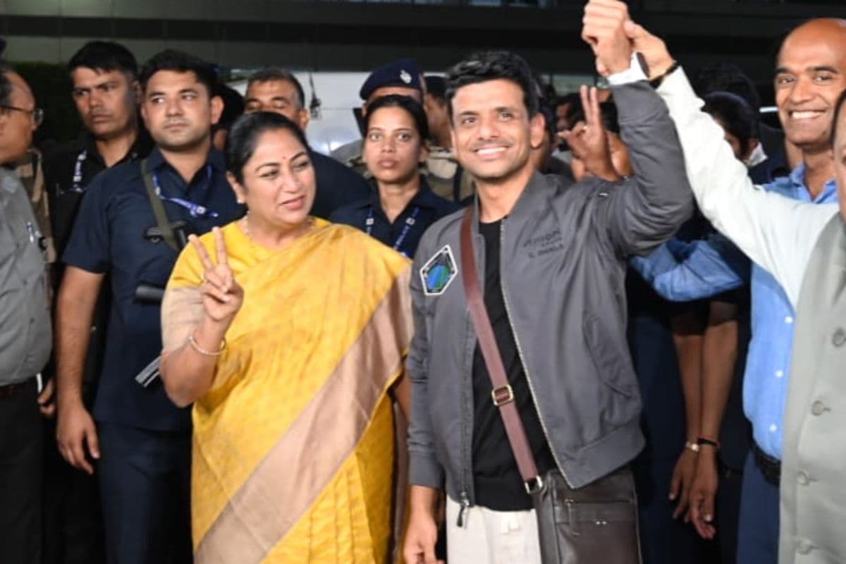 'जीवन गाड़ी है और समय उसका पहिया', Axiom-4 मिशन पूरा कर भारत लौटे शुभांशु शुक्ला, साझा किया भावुक संदेश