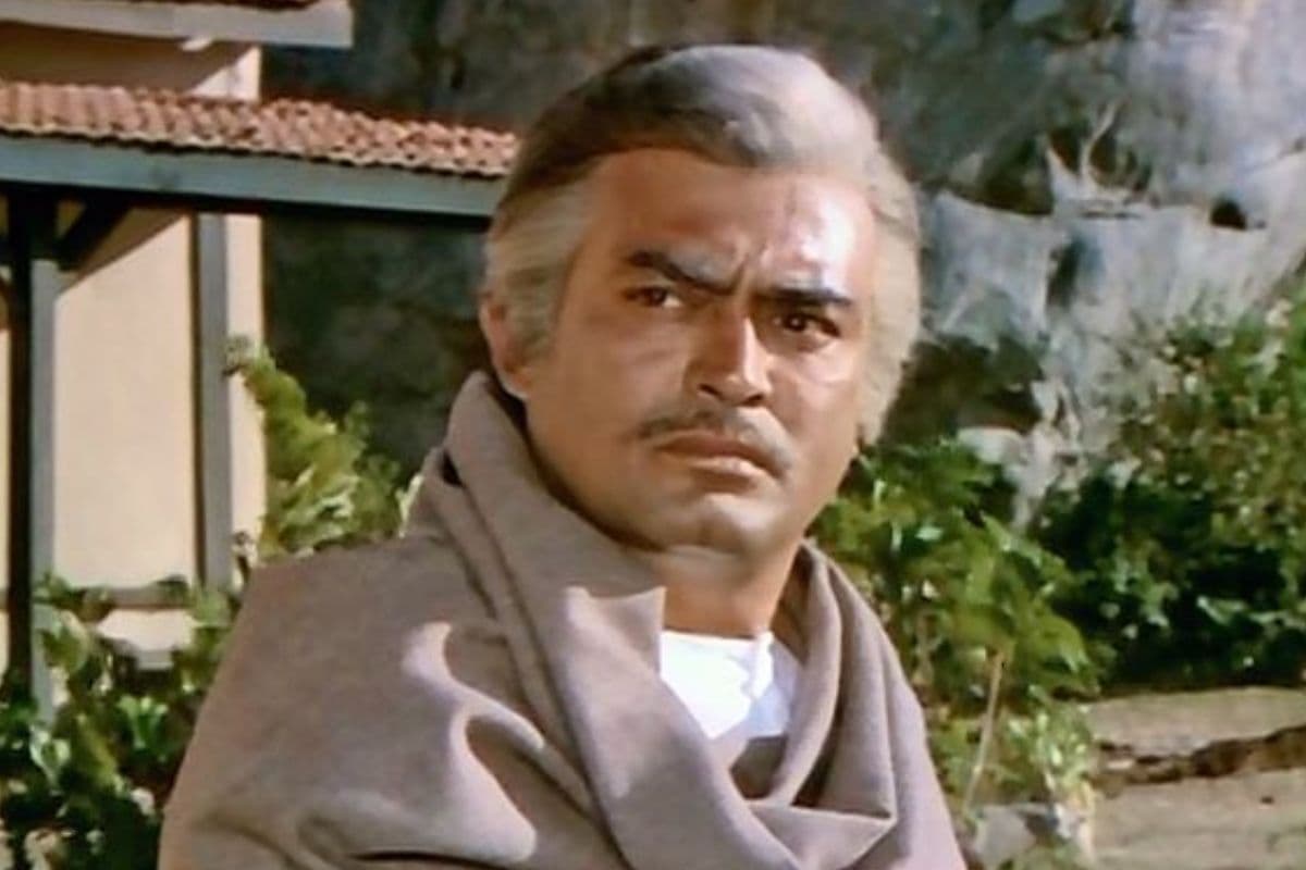 Sholay @ 50: ठाकुर के लिए संजीव कुमार नहीं, ये सुपरस्टार थे मेकर्स की पहली पसंद, इस वजह से नहीं बनी बात