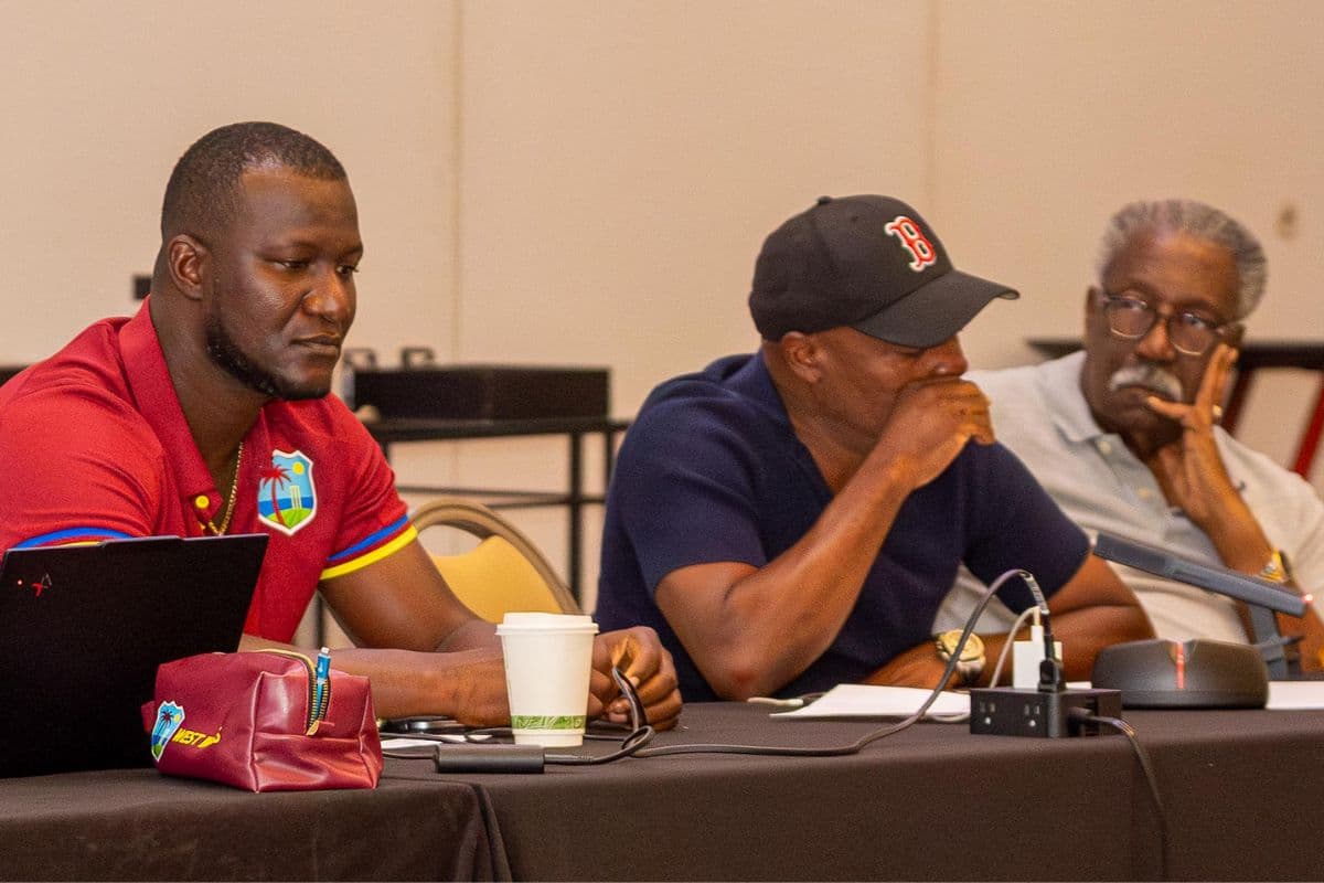 Sir Clive Lloyd (Right)