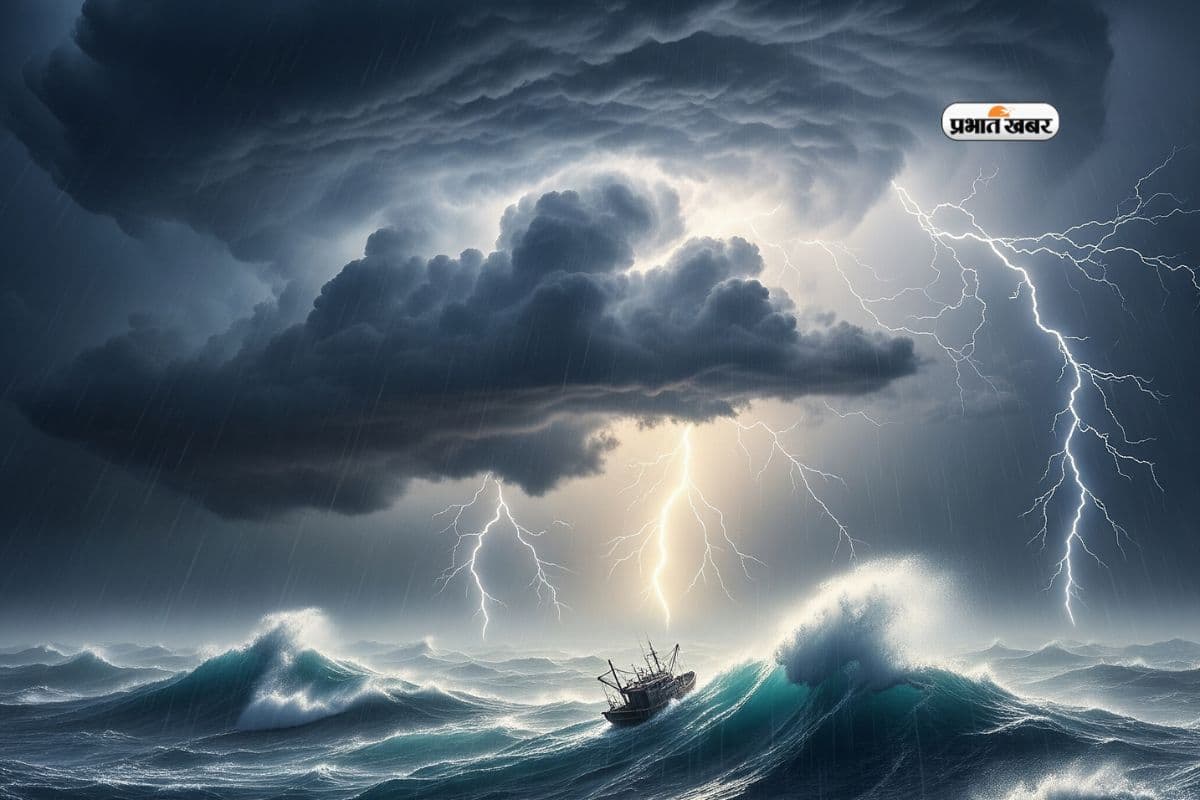 Storm Alert: अटलांटिक महासागर में 255 km की Speed से बढ़ रहा तूफान एरिन, इन द्वीपों पर फ्लड और लैंडस्लाइड अलर्ट