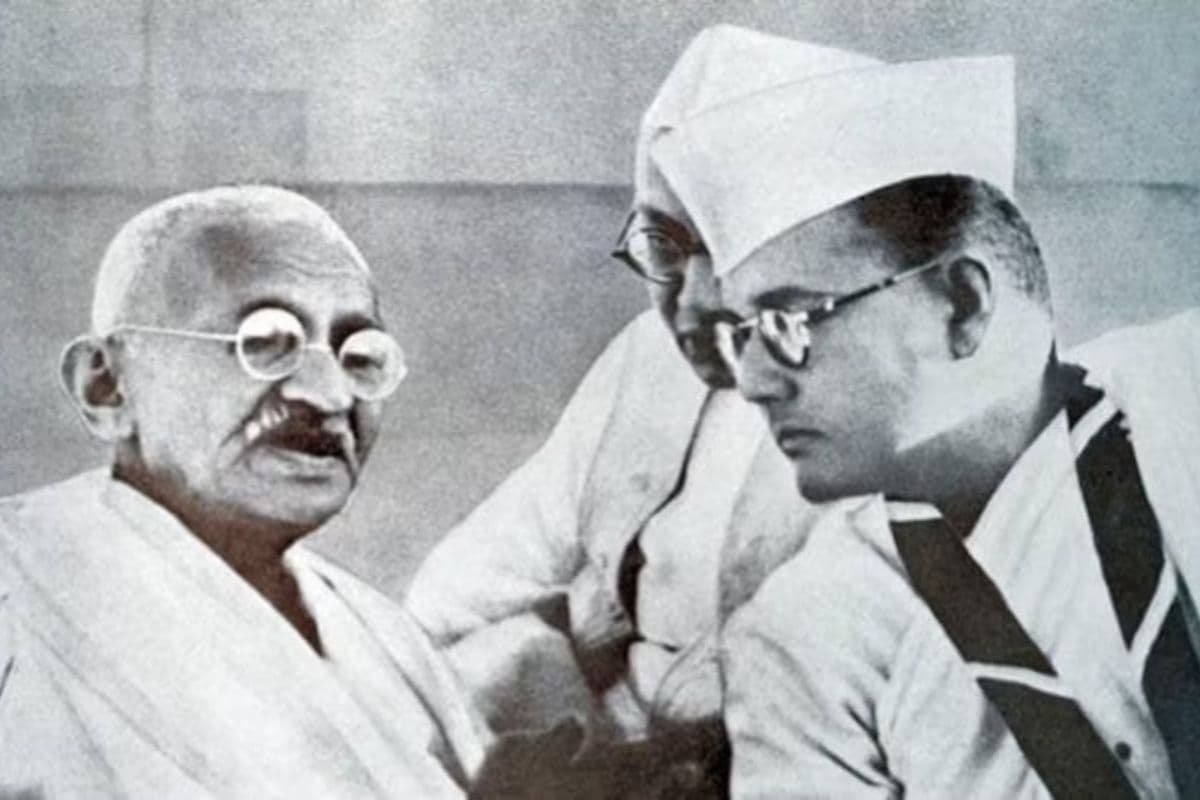 ‘अंग्रेजों से डरकर जर्मनी भागे नेता जी सुभाष चंद्र बोस…’ केरल की किताब में बड़ी चूक, सियासत शुरू