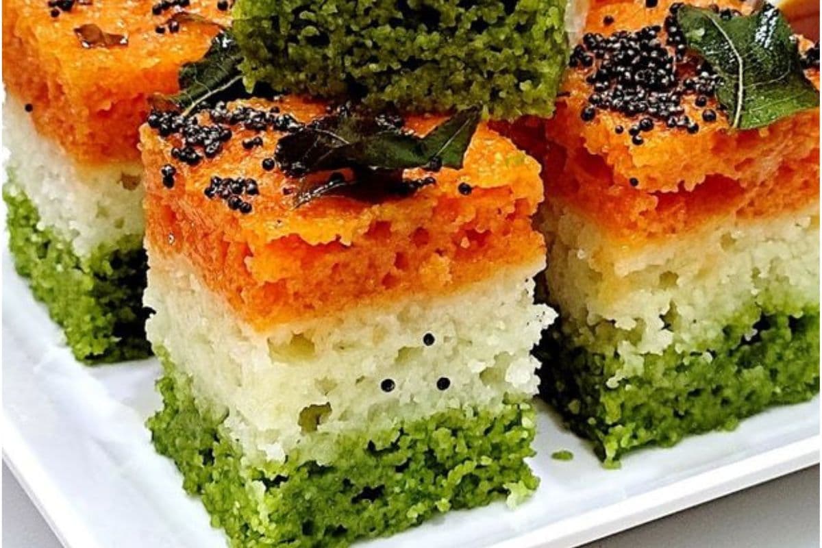 Tiranga Dhokla Recipe:स्वतंत्रता दिवस पर बनाएं तिरंगा रंग का स्वादिष्ट ढोकला Tiranga Dhokla Recipe:स्वतंत्रता दिवस पर बनाएं तिरंगा रंग का स्वादिष्ट ढोकला