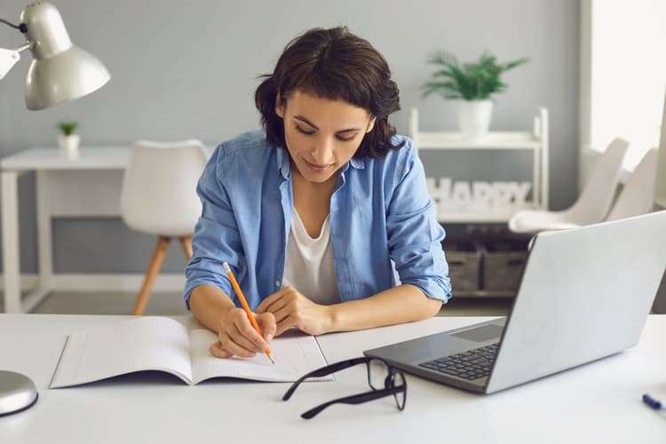 टॉप 10 PG मेडिकल कॉलेज कौन से हैं? NEET PG 2025 के बाद MD-MS लिए ये हैं Best ऑप्शन