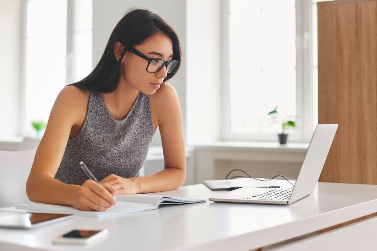 IB ACIO Grade II Admit Card OUT: एसीआईओ ग्रेड-II भर्ती परीक्षा के ए़डमिट कार्ड जारी, ये रहा Direct Link