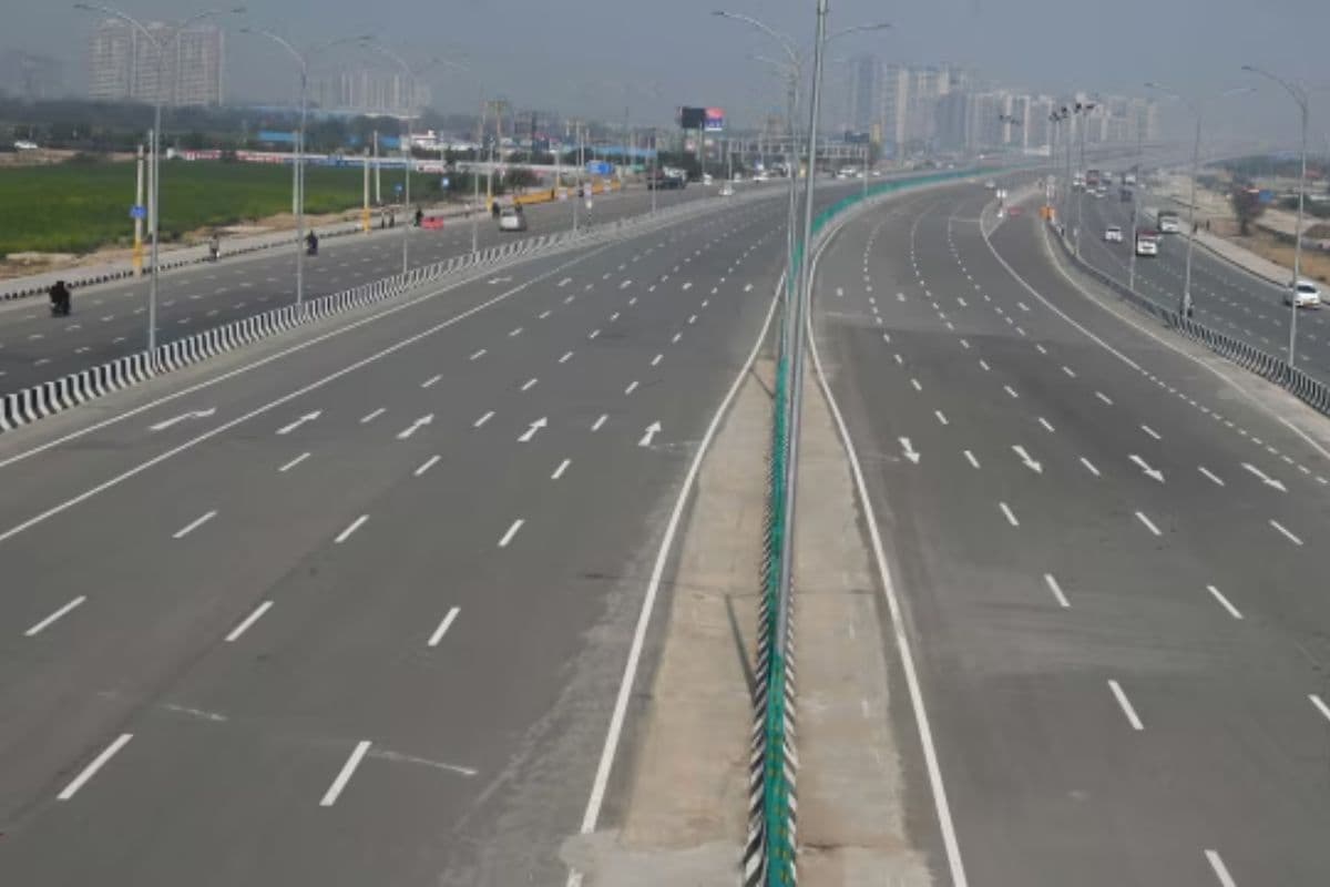 Six Lane Road In Bihar: बिहार के इस जिले में तैयार होगी सिक्स लेन सड़क, 5 जिलों के लोगों का आना-जाना होगा आसान