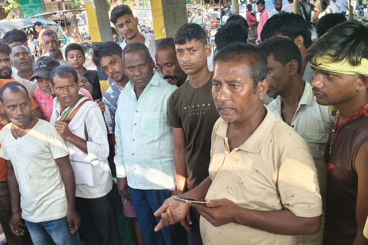 Bihar Crime News Girl body found floating in canal