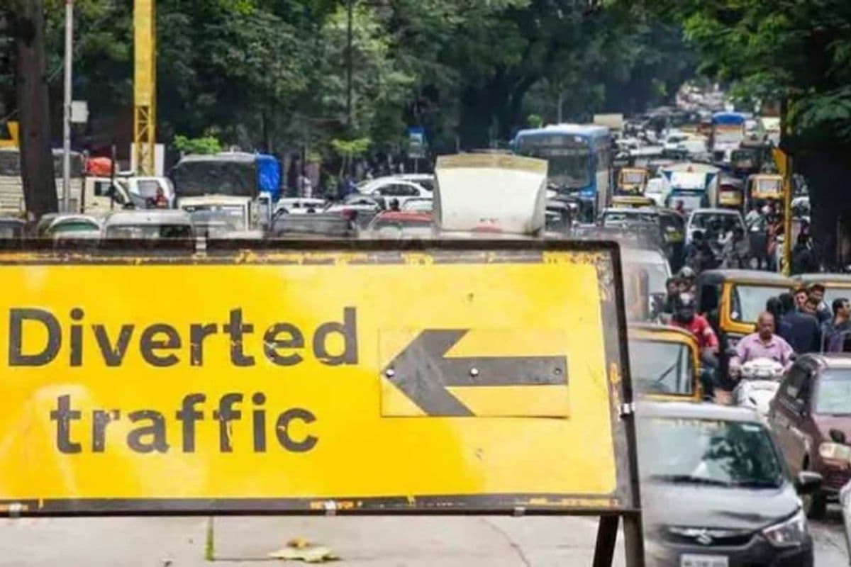 Vehicles not run on roads of Begusarai