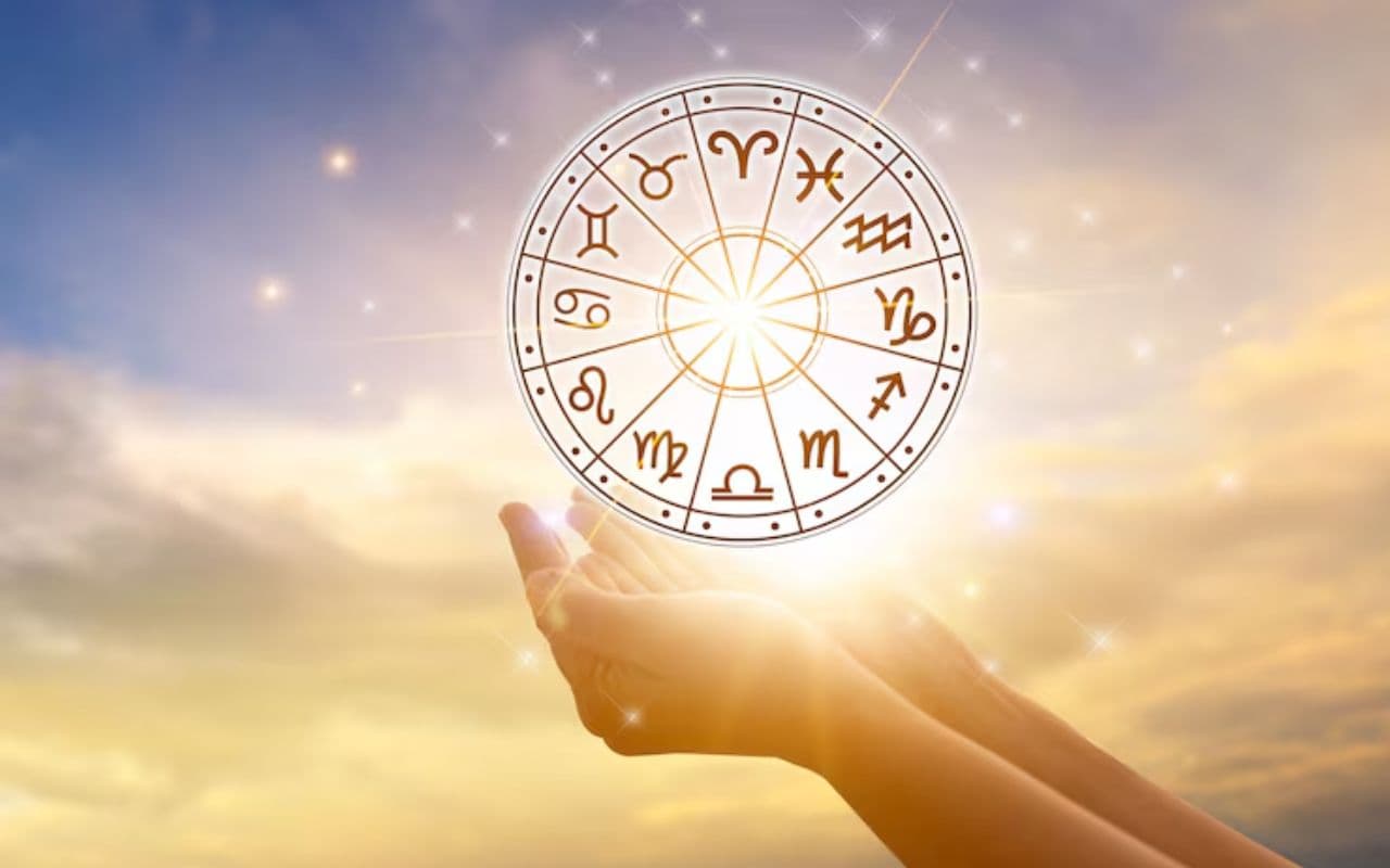 Weekly Horoscope 11 To 17 August 2025: क्या कहतें हैं आपकी सितारे, जानें मेष से लेकर मीन राशि का साप्ताहिक राशिफल