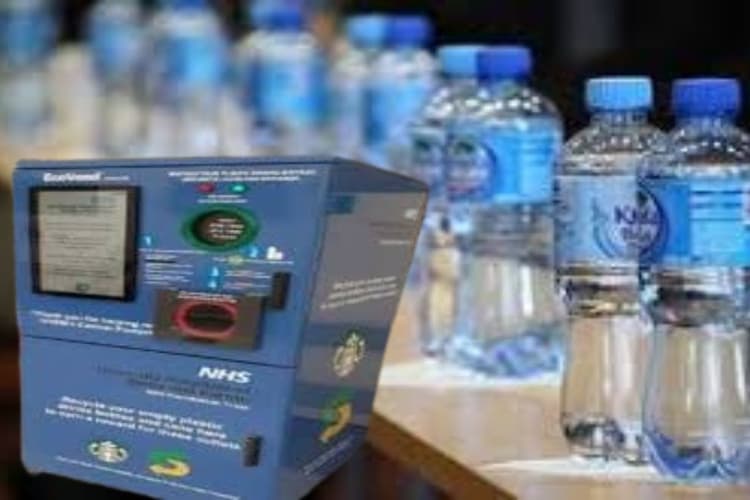 Patna News: प्लास्टिक लौटाओ, इनाम पाओ! पटना में लगी स्मार्ट मशीनें, बोतल के बदले मिलेंगे ग्रीन प्वाइंट और कूपन