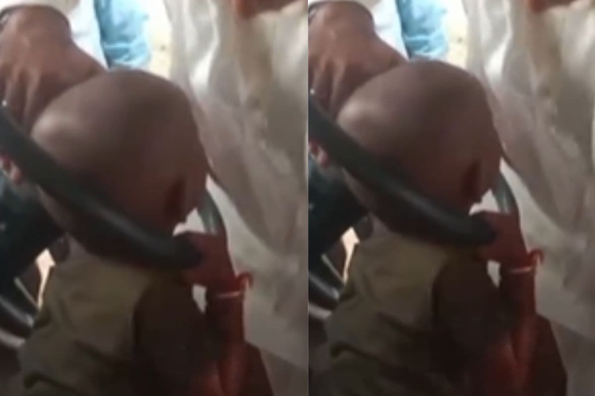 Viral Video: हे भगवान! बच्चे ने स्टीयरिंग व्हील में फंसा लिया अपना सिर, फिर जो हुआ देखकर कांप जाएगी रूह