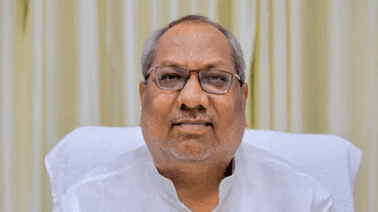 बाढ़ त्रासदी पर मंत्री संजय निषाद का अजीबोगरीब बयान, “गंगा मैया पांव धोने आती हैं, गंगा पुत्र सीधे स्वर्ग जाते हैं”